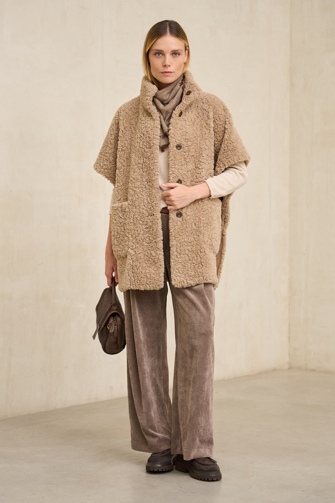 Imagen de la colección LOOK 84 - AW26 de Rivera