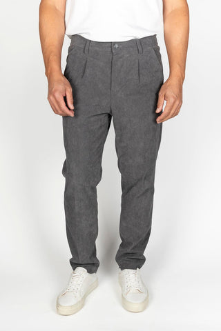 Pantalón Ildaven gris