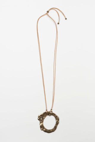 Collar Orvella Latón