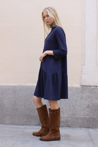 VESTIDO EVASE VOLANTE AZUL MARINO