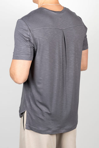 CAMISETA GRIS BOLSILLOS MANGA CORTA