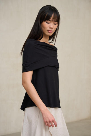 Camiseta Oryen negro