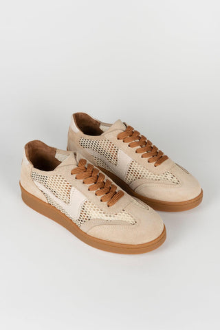 Calver off-white sneakers