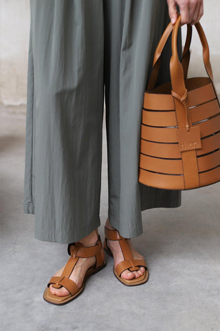 Sandália em pele Narevia