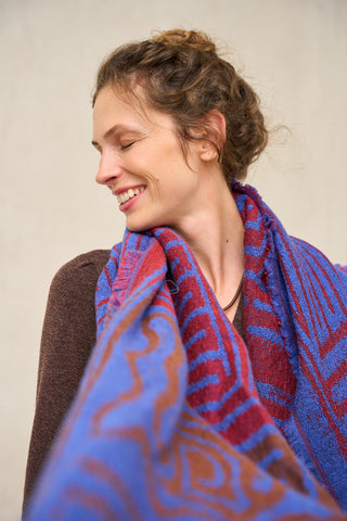 Cachecol Mirova azul e bordeaux