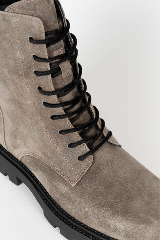 Lea grey boot